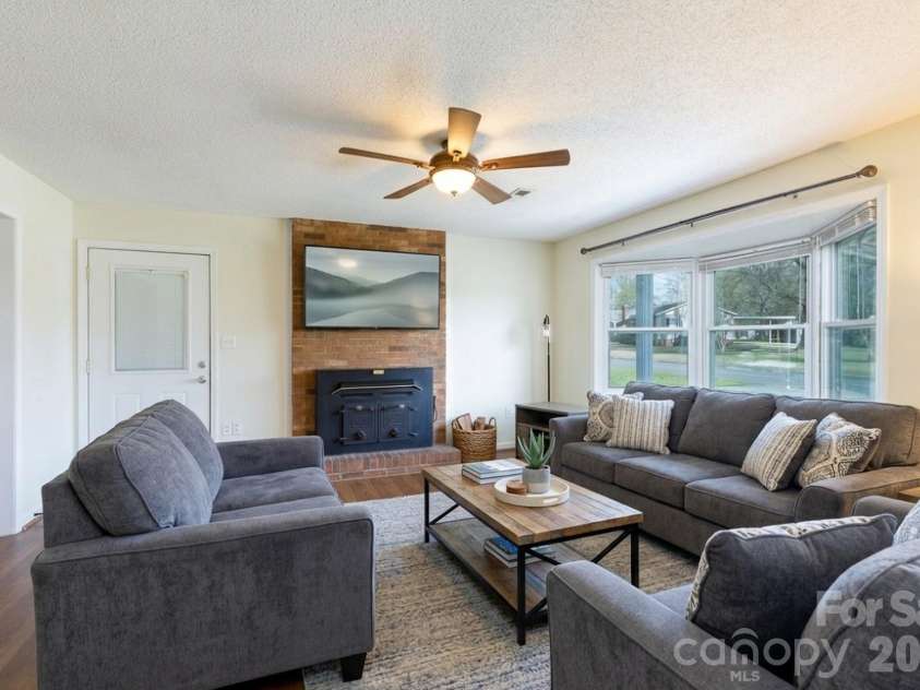 101 Woodland Drive, Clover, SC 29710.  MLS# CAR4357605, YatesRealty ID 21073. Great Room (virtually staged)