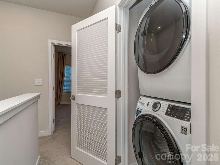 1033 Simcoe Lane, Charlotte, NC 28217.  MLS# CAR4358003, YatesRealty ID 21074. 2nd Floor Laundry Closet
