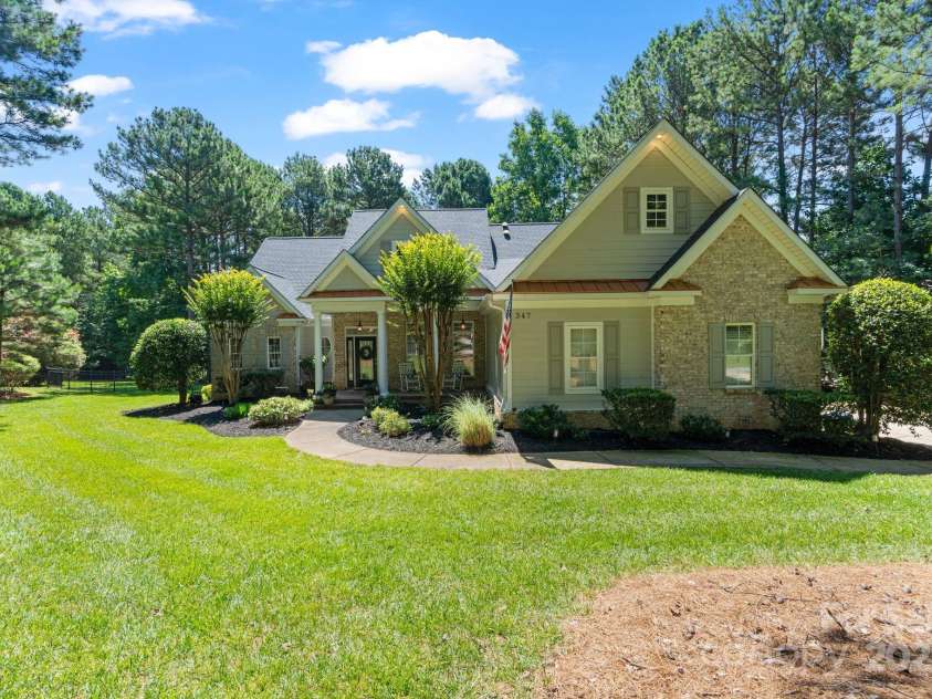 347 Bayberry Creek Circle, Mooresville, NC 28117.  MLS# CAR4271550, YatesRealty ID 21074. 