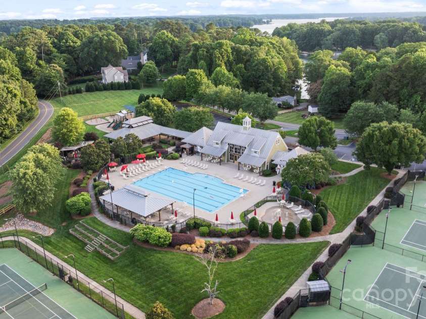 347 Bayberry Creek Circle, Mooresville, NC 28117.  MLS# CAR4271550, YatesRealty ID 21074. 