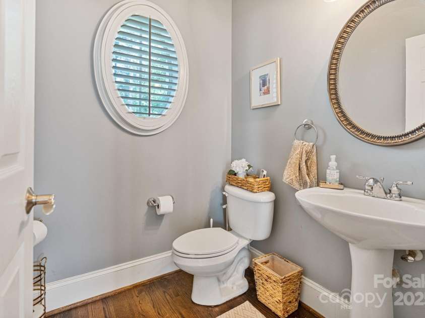 347 Bayberry Creek Circle, Mooresville, NC 28117.  MLS# CAR4271550, YatesRealty ID 21074. Half Bathroom
