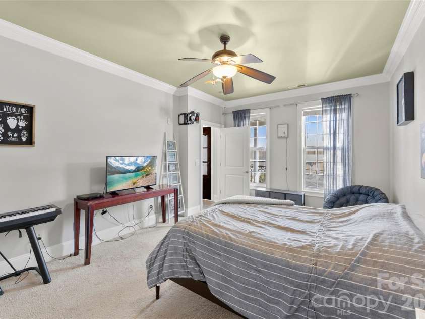 102 Savannahs Way, Kings Mountain, NC 28086.  MLS# CAR4344777, YatesRealty ID 21075. 