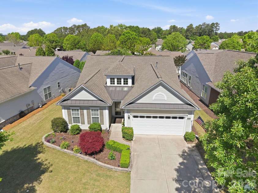 23119 kingfisher Drive, Fort Mill, SC 29707.  MLS# CAR4375156, YatesRealty ID 21076. 