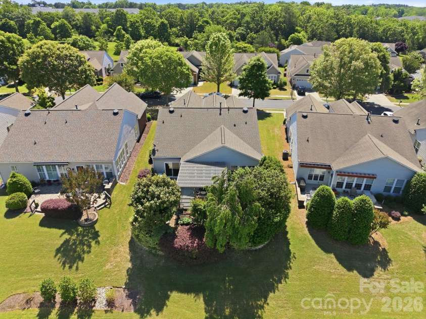23119 kingfisher Drive, Fort Mill, SC 29707.  MLS# CAR4375156, YatesRealty ID 21076. 