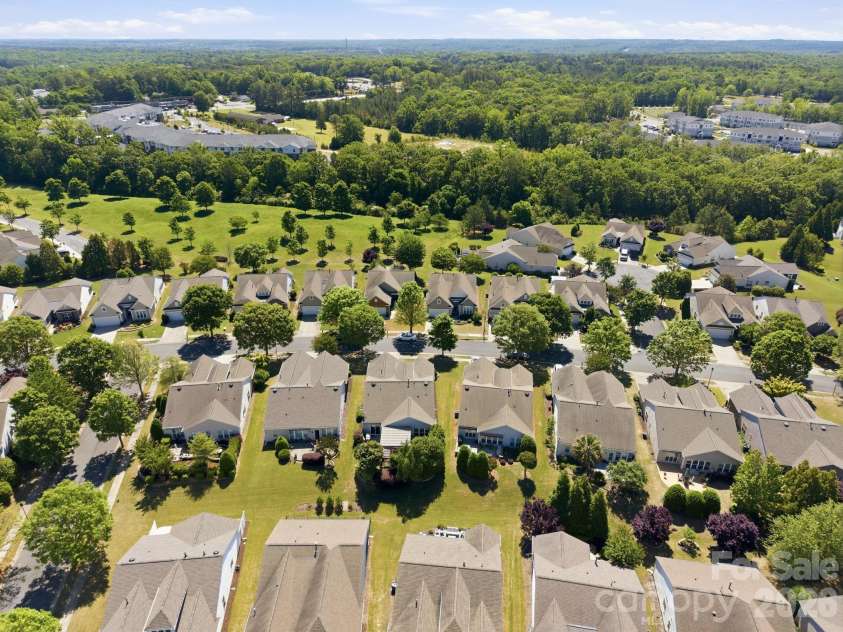 23119 kingfisher Drive, Fort Mill, SC 29707.  MLS# CAR4375156, YatesRealty ID 21076. 