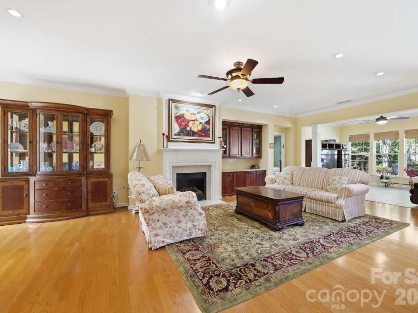 23119 kingfisher Drive, Fort Mill, SC 29707.  MLS# CAR4375156, YatesRealty ID 21076. 