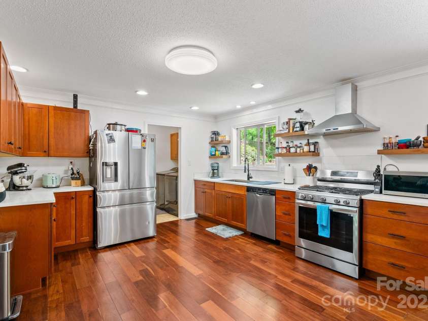 84 Varnadore Drive, Arden, NC 28704.  MLS# CAR4259739, YatesRealty ID 21076. 