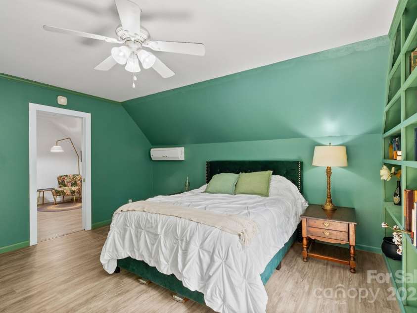 84 Varnadore Drive, Arden, NC 28704.  MLS# CAR4259739, YatesRealty ID 21076. 