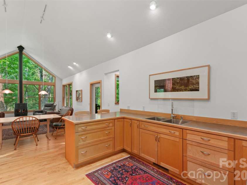608 Brandywine Road, Waynesville, NC 28786.  MLS# CAR4362919, YatesRealty ID 21078. 