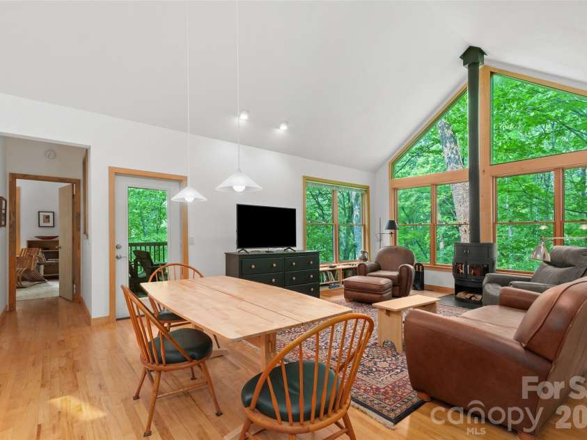 608 Brandywine Road, Waynesville, NC 28786.  MLS# CAR4362919, YatesRealty ID 21078. 