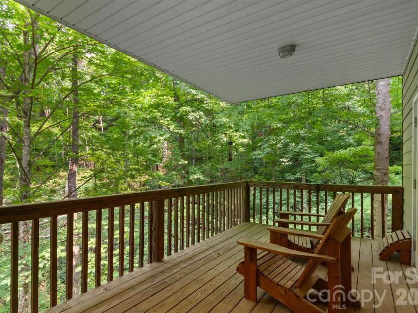 608 Brandywine Road, Waynesville, NC 28786.  MLS# CAR4362919, YatesRealty ID 21078. 