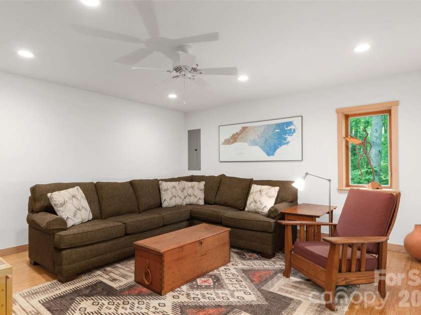 608 Brandywine Road, Waynesville, NC 28786.  MLS# CAR4362919, YatesRealty ID 21078. 