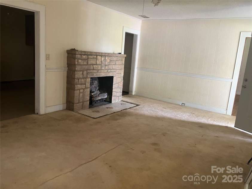1105 Main Street, Albemarle, NC 28001.  MLS# CAR4287193, YatesRealty ID 2108. Living Room