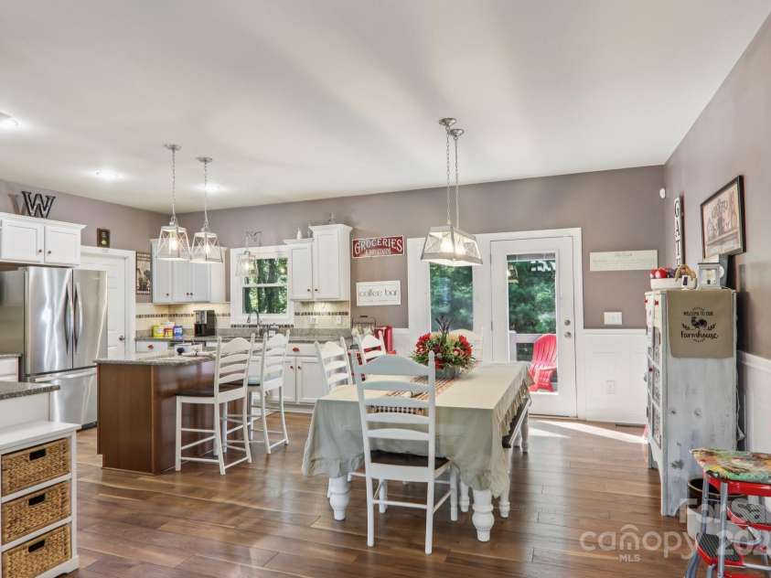 39 Catatoga Lane, Mills River, NC 28759.  MLS# CAR4272805, YatesRealty ID 21080. 