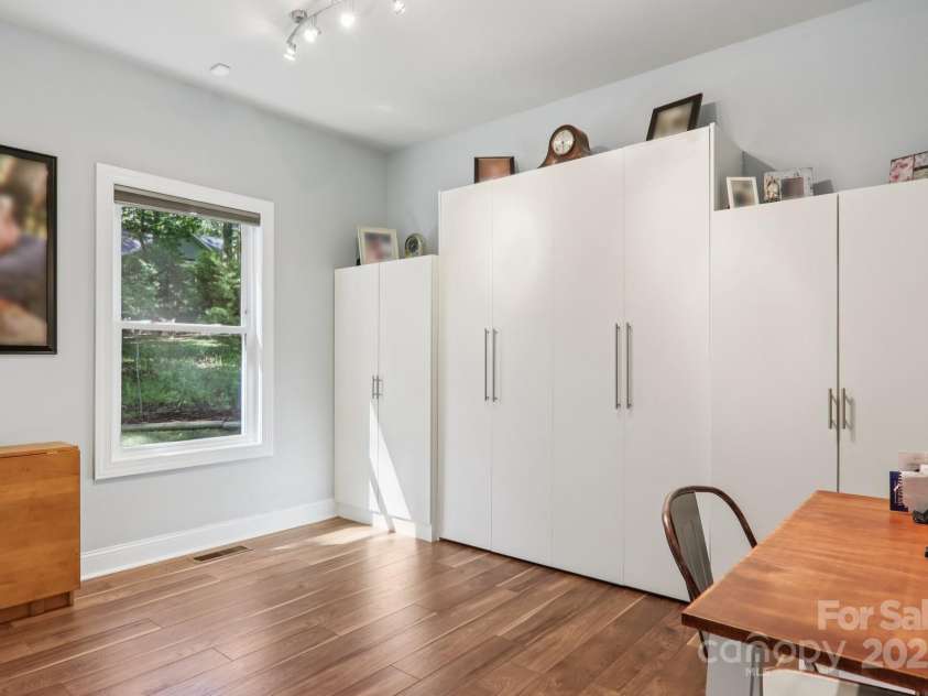 39 Catatoga Lane, Mills River, NC 28759.  MLS# CAR4272805, YatesRealty ID 21080. 