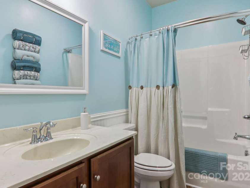 39 Catatoga Lane, Mills River, NC 28759.  MLS# CAR4272805, YatesRealty ID 21080. 