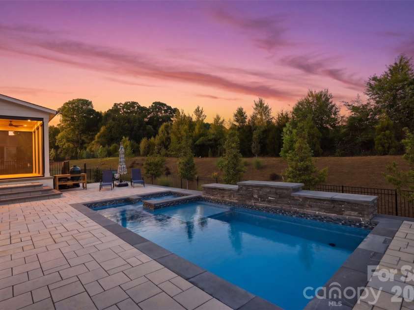 1124 Mesa Way, Marvin, NC 28173.  MLS# CAR4371986, YatesRealty ID 21082. 