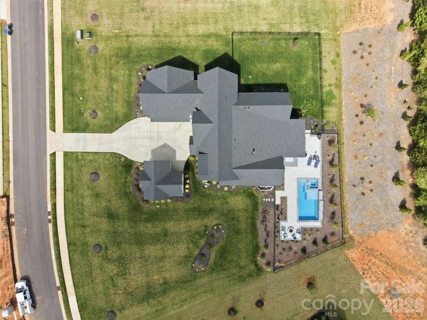 1124 Mesa Way, Marvin, NC 28173.  MLS# CAR4371986, YatesRealty ID 21082. Aerial view