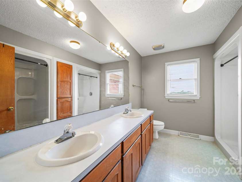 3606 Camden Road, Marshville, NC 28103.  MLS# CAR4310204, YatesRealty ID 21084. 