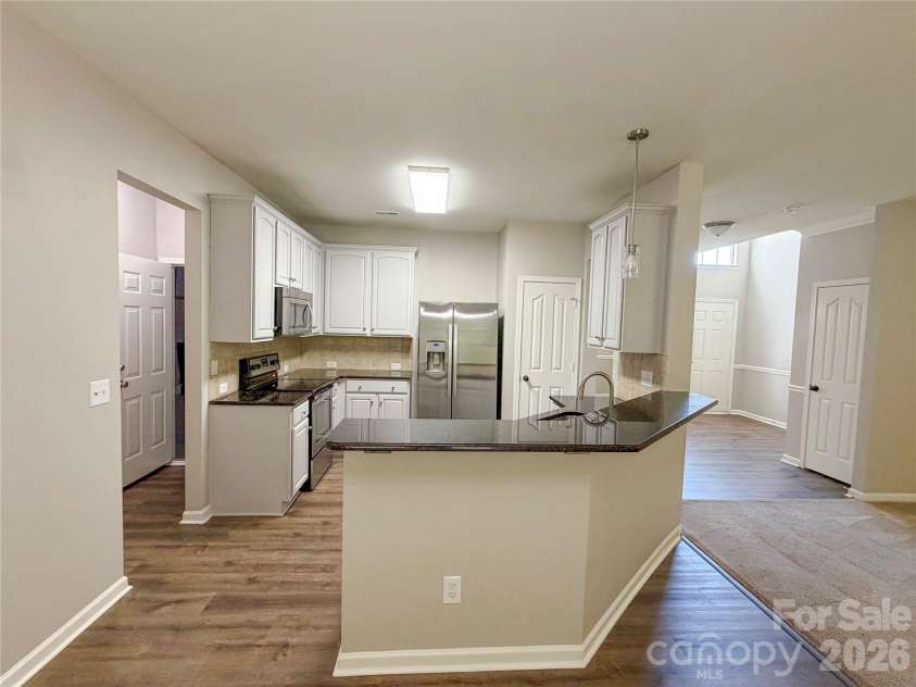 17224 Cambridge Woods Court, Charlotte, NC 28277.  MLS# CAR4372006, YatesRealty ID 21085. 