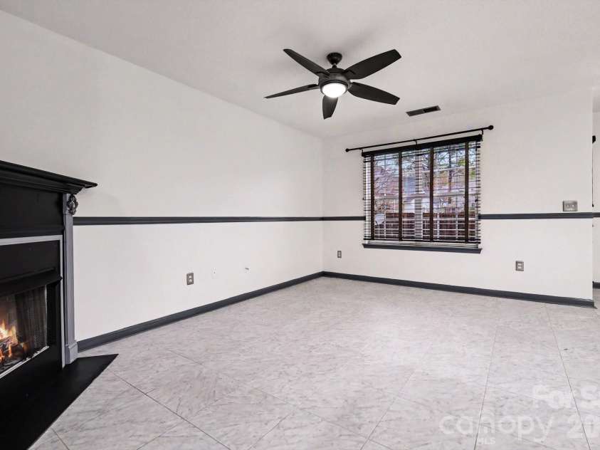 9733 Elizabeth Townes Lane, Charlotte, NC 28277.  MLS# CAR4333819, YatesRealty ID 21086. 
