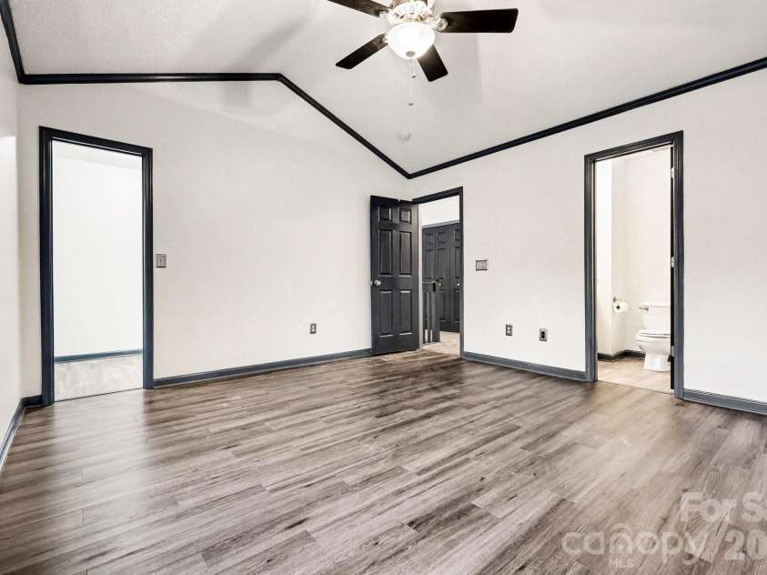 9733 Elizabeth Townes Lane, Charlotte, NC 28277.  MLS# CAR4333819, YatesRealty ID 21086. 