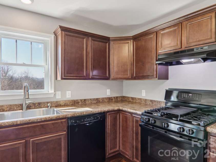 751 Hutch Mountain Road, Fletcher, NC 28732.  MLS# CAR4346461, YatesRealty ID 21087. 