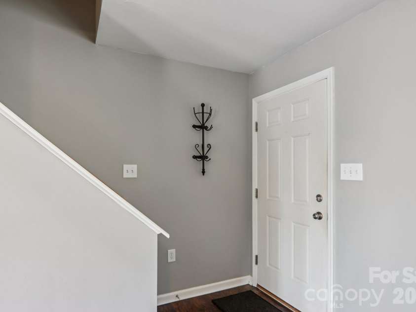 751 Hutch Mountain Road, Fletcher, NC 28732.  MLS# CAR4346461, YatesRealty ID 21087. 