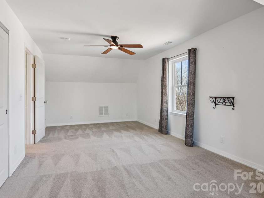 751 Hutch Mountain Road, Fletcher, NC 28732.  MLS# CAR4346461, YatesRealty ID 21087. 