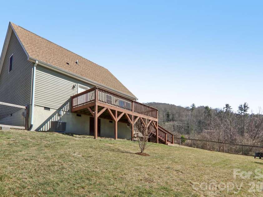 751 Hutch Mountain Road, Fletcher, NC 28732.  MLS# CAR4346461, YatesRealty ID 21087. 