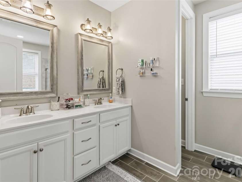 1531 Imperial Court, York, SC 29745.  MLS# CAR4376971, YatesRealty ID 21090. 
