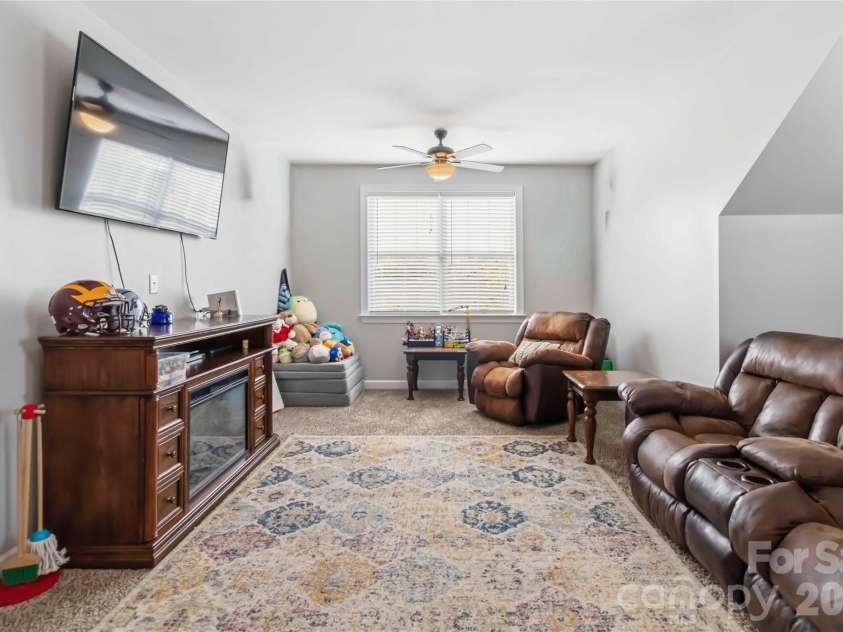 1531 Imperial Court, York, SC 29745.  MLS# CAR4376971, YatesRealty ID 21090. 