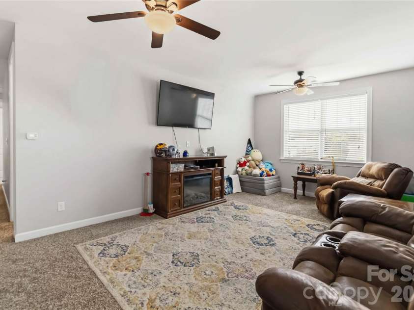 1531 Imperial Court, York, SC 29745.  MLS# CAR4376971, YatesRealty ID 21090. 