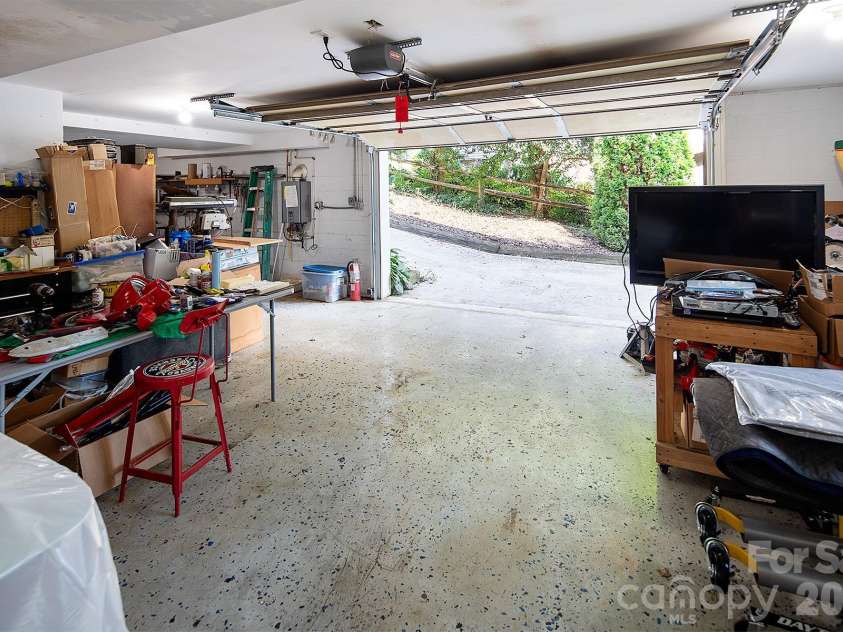 10316 Sycamore Road, Norwood, NC 28128.  MLS# CAR4293592, YatesRealty ID 21091. 
