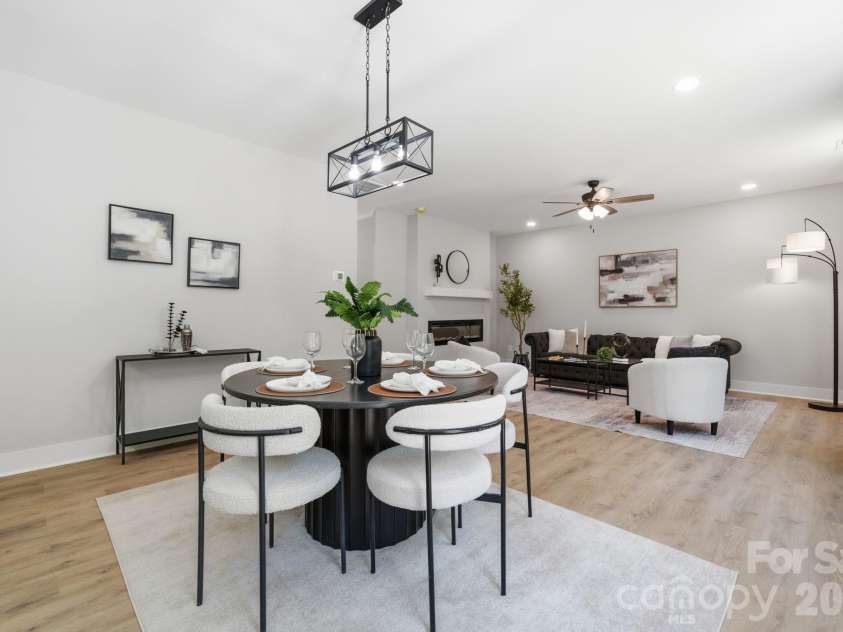 315 Mainsail Road, Salisbury, NC 28146.  MLS# CAR4343117, YatesRealty ID 21092. Dining Area