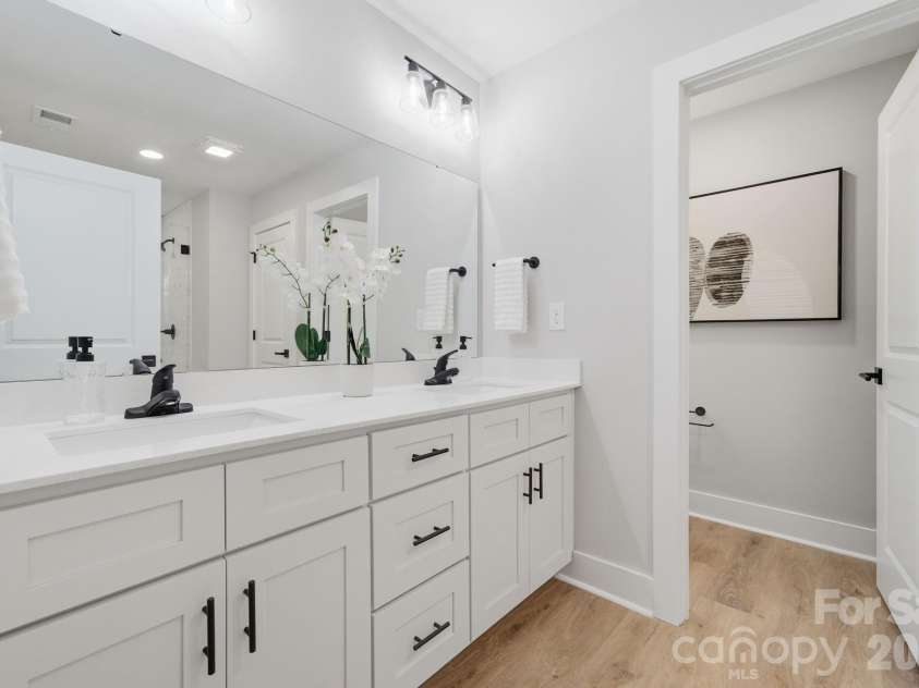 315 Mainsail Road, Salisbury, NC 28146.  MLS# CAR4343117, YatesRealty ID 21092. Primary Bathroom