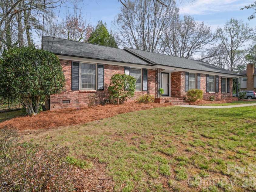 1628 Dixon Road, Gastonia, NC 28054.  MLS# CAR4356293, YatesRealty ID 21093. 