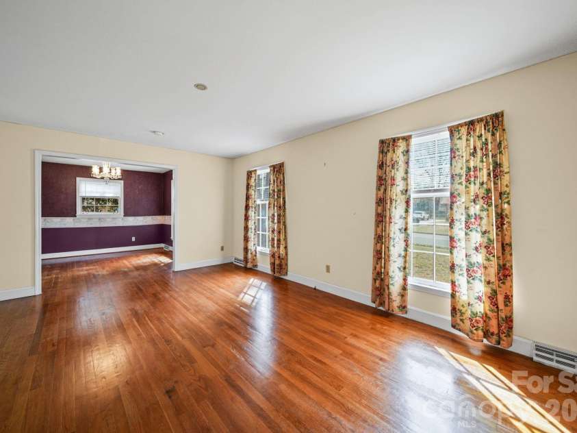 1628 Dixon Road, Gastonia, NC 28054.  MLS# CAR4356293, YatesRealty ID 21093. 