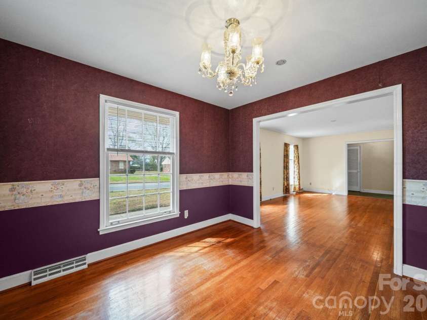 1628 Dixon Road, Gastonia, NC 28054.  MLS# CAR4356293, YatesRealty ID 21093. 