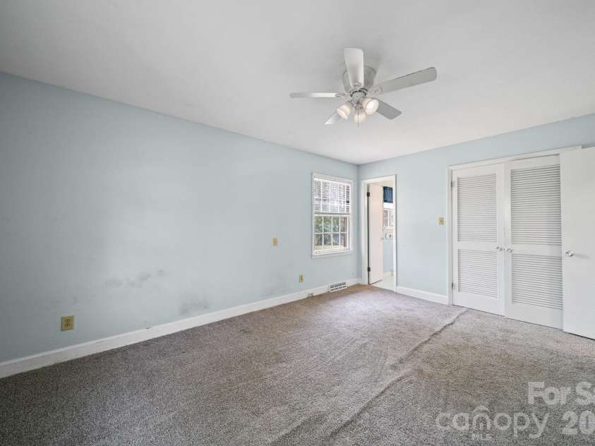 1628 Dixon Road, Gastonia, NC 28054.  MLS# CAR4356293, YatesRealty ID 21093. 
