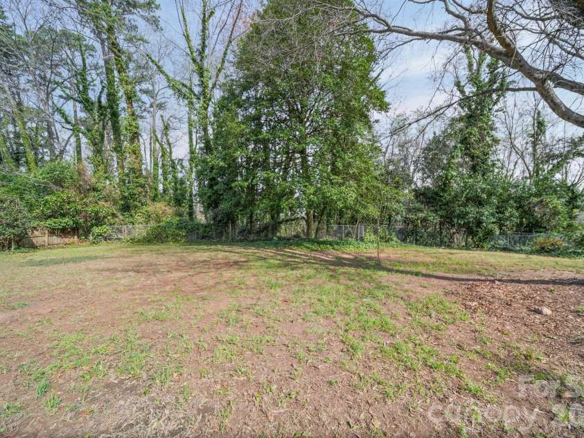 1628 Dixon Road, Gastonia, NC 28054.  MLS# CAR4356293, YatesRealty ID 21093. 