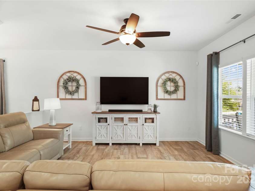 5069 Thomasville Drive, Belmont, NC 28012.  MLS# CAR4270837, YatesRealty ID 21093. 