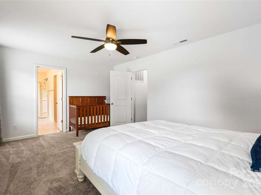 5069 Thomasville Drive, Belmont, NC 28012.  MLS# CAR4270837, YatesRealty ID 21093. 