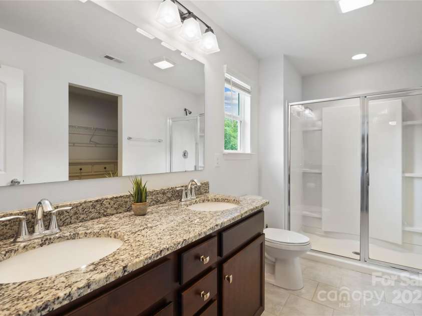 5069 Thomasville Drive, Belmont, NC 28012.  MLS# CAR4270837, YatesRealty ID 21093. 