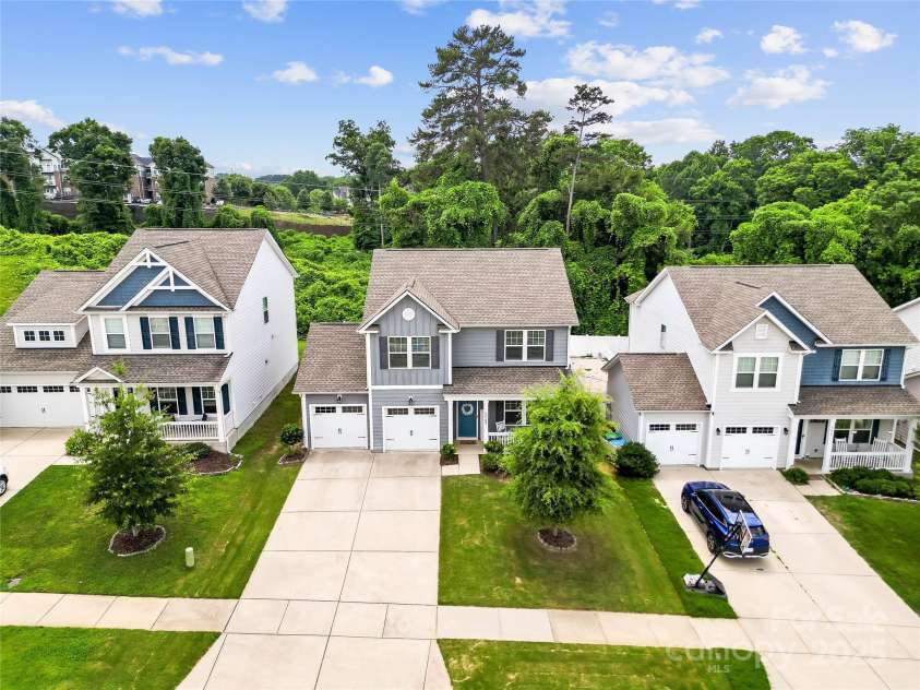 5069 Thomasville Drive, Belmont, NC 28012.  MLS# CAR4270837, YatesRealty ID 21093. 