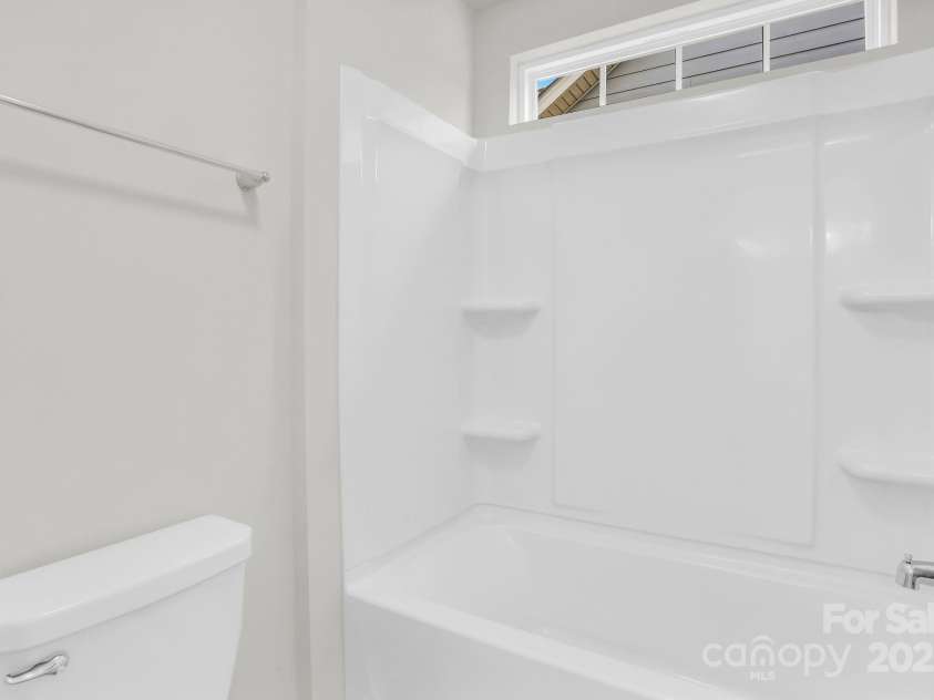 13332 Caite Ridge Road, Davidson, NC 28036.  MLS# CAR4253769, YatesRealty ID 21095. 