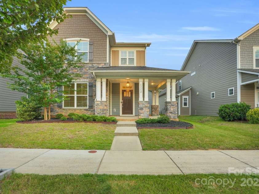 13332 Caite Ridge Road, Davidson, NC 28036.  MLS# CAR4253769, YatesRealty ID 21095. 