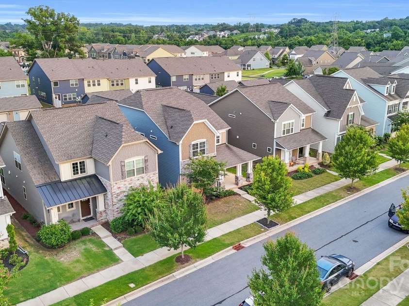 13332 Caite Ridge Road, Davidson, NC 28036.  MLS# CAR4253769, YatesRealty ID 21095. 