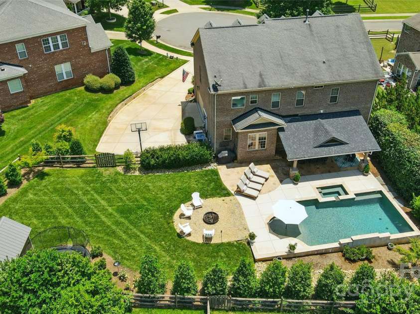 7903 Tottenham Court, Waxhaw, NC 28173.  MLS# CAR4270692, YatesRealty ID 21096. Stunning Full Brick Home on cul de sac