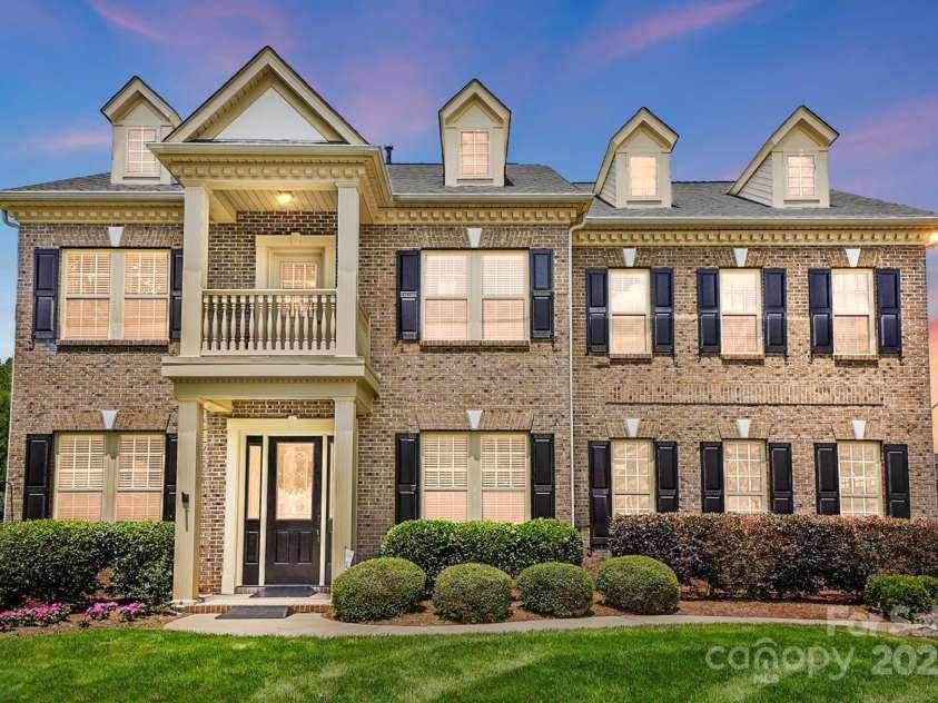 7903 Tottenham Court, Waxhaw, NC 28173.  MLS# CAR4270692, YatesRealty ID 21096. Welcome to 7903 Tottenham Ct